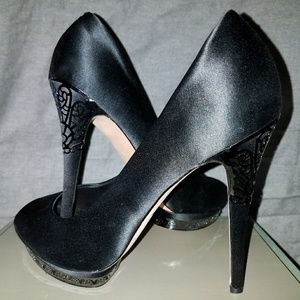NWOT. BCBG Black Satin Decorative Heel
